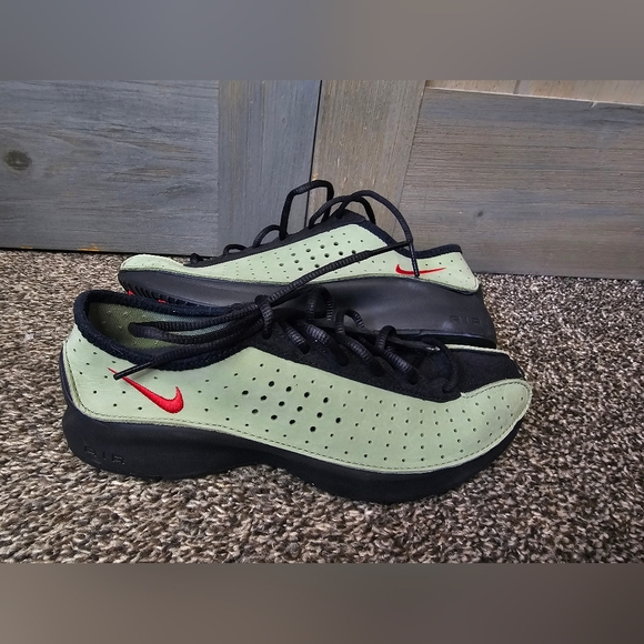 Nike Shoes - Nike Air Superfly Shoes Women's 8